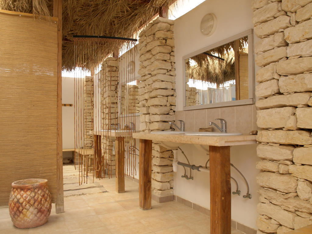 Incense And Spice Route Inn Zofar Exterior photo